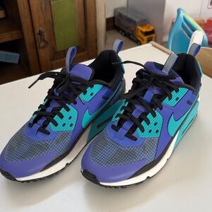Nike Air Max 90 Drift in Purple and Teal